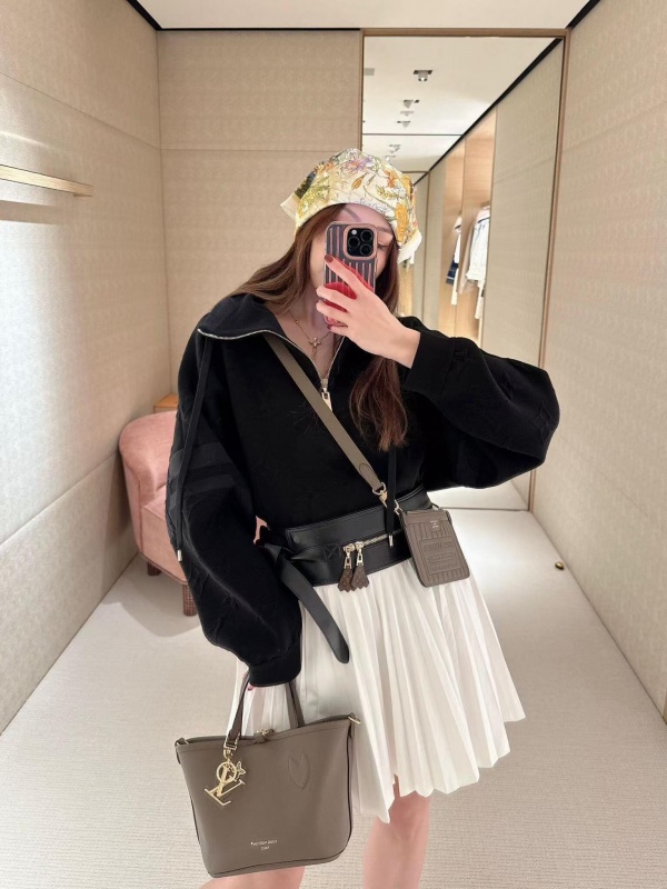 [루이비통] 모노그램 네버풀 NEVERFULL INSIDE OUT BB
