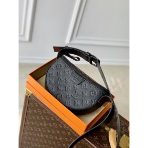 [루이비통] MOON CROSSBODY 호보백