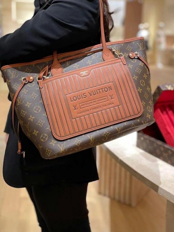 [루이비통] 모노그램 네버풀 NEVERFULL INSIDE OUT