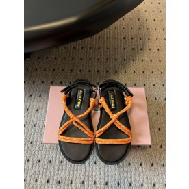 [미우미우] 여성 신상 샌들