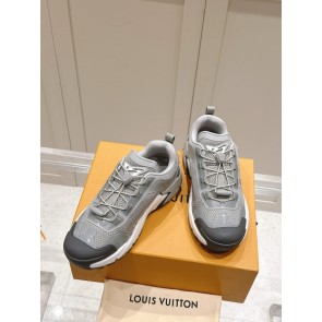 [루이비통] 신상 스니커즈 LV Runner Tatic