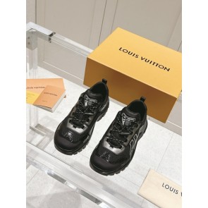 [루이비통] 신상 스니커즈 LV Runner Tatic