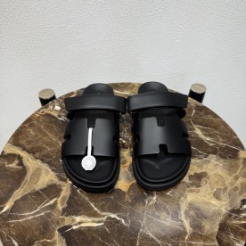 HERMES CHYPRE SLIPPERS