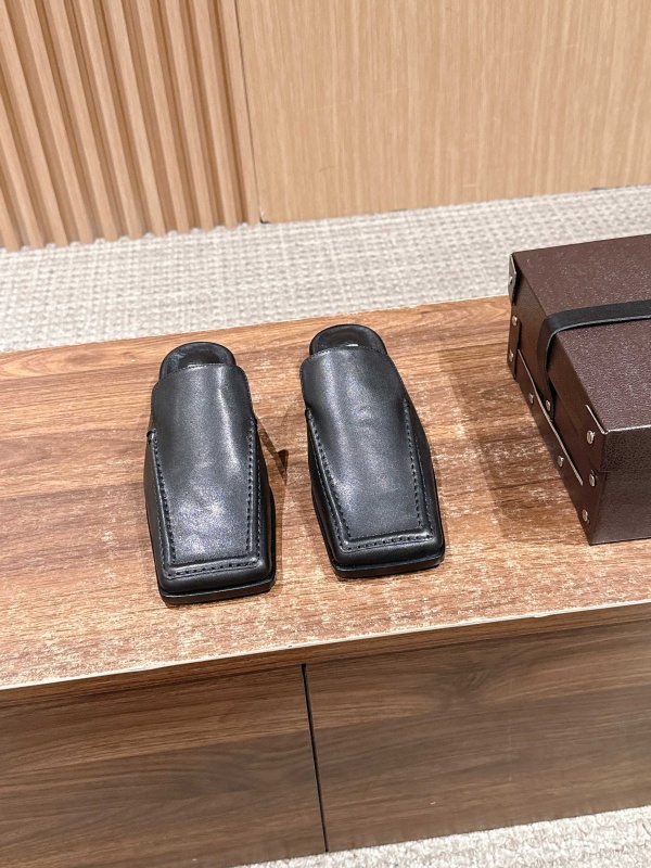 [ALAIA] 신상 슈즈