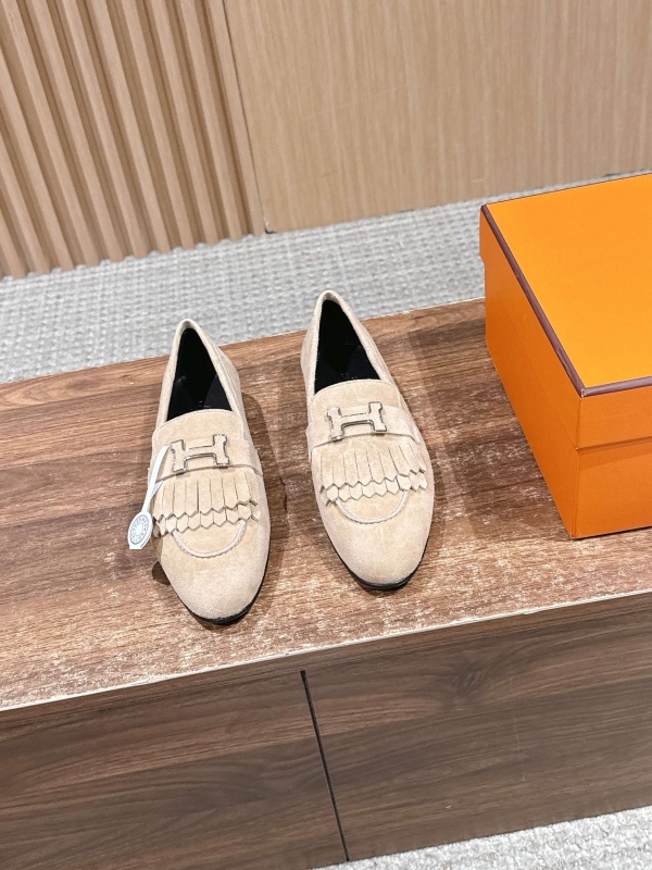 [에르메스] 신상 로퍼