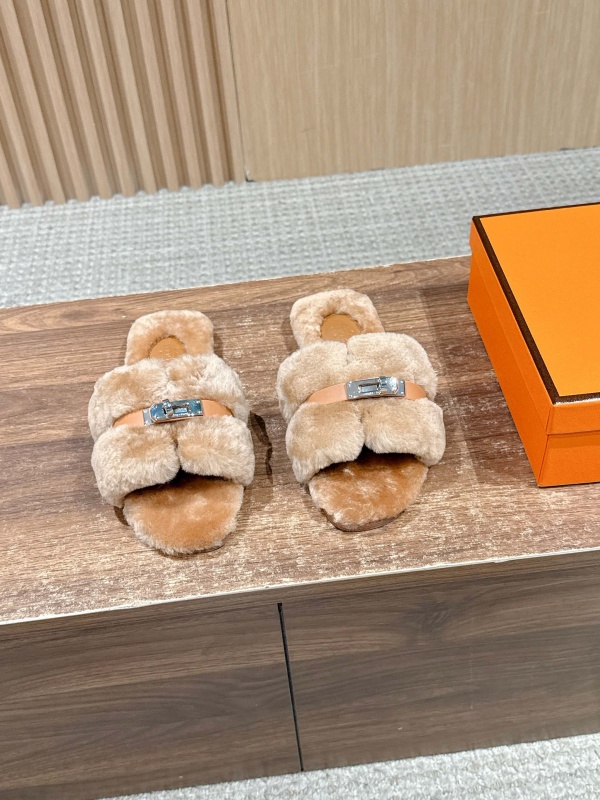 [에르메스] 신상 GULIA 슬리퍼