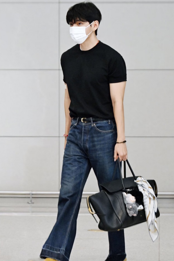 [셀린느] 벨트백 CE PRINTEMPS 2026